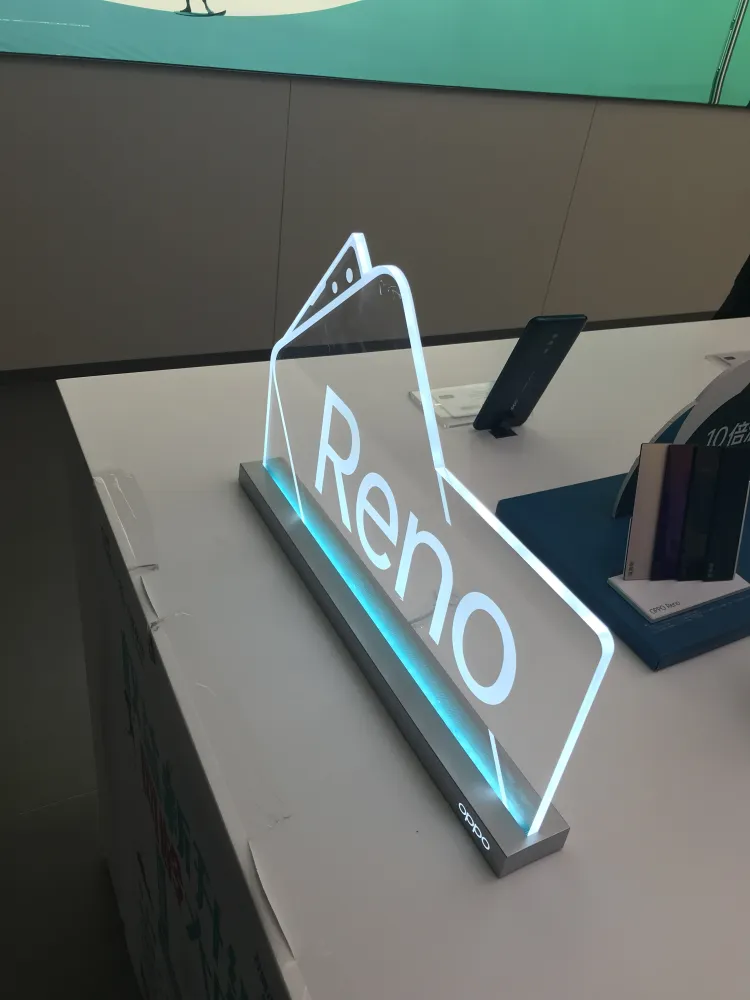 亚克力广告展示架为什么那么受欢迎？